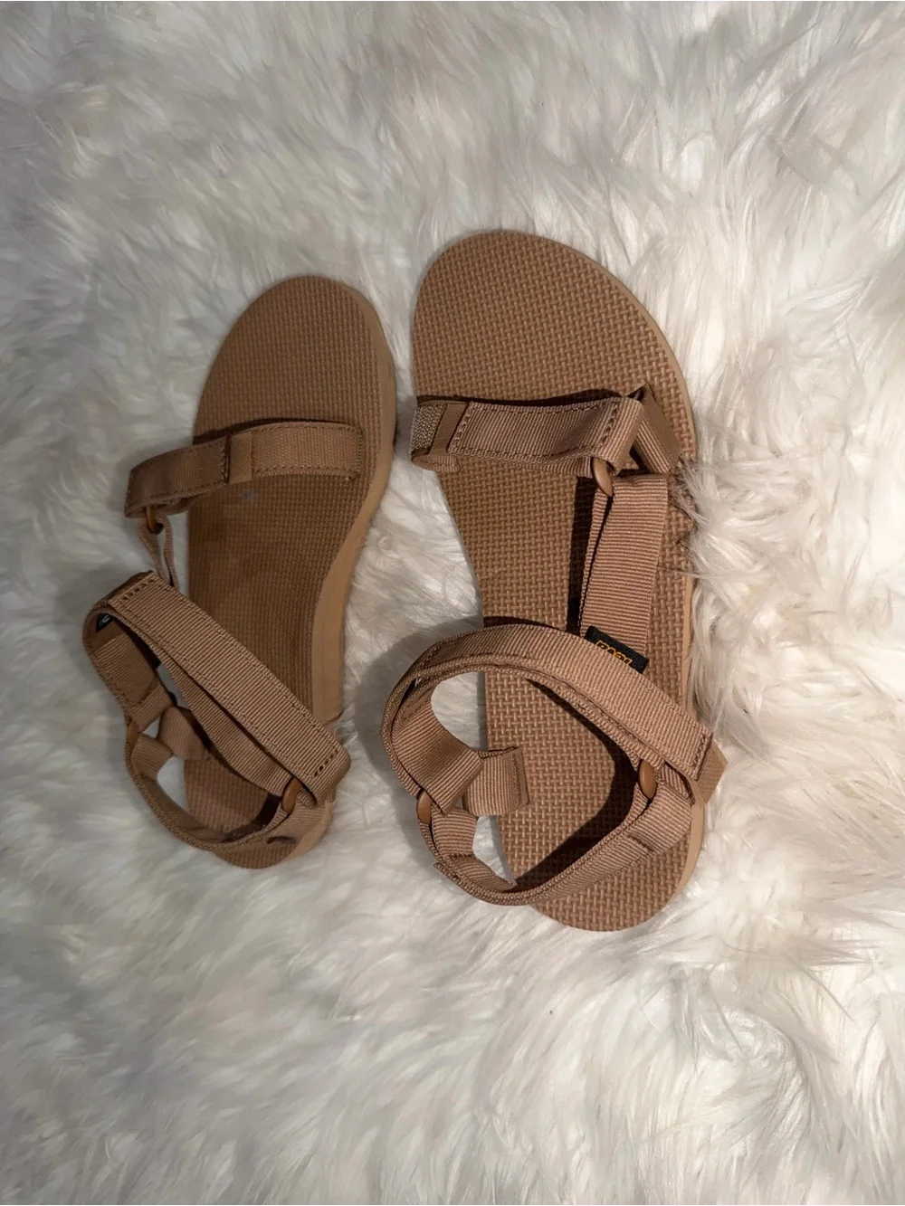 Teva Women's Original Universal Sandal Sand Dune Size 8